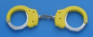 [ gelbe Handschellen - yellow handcuffs ]