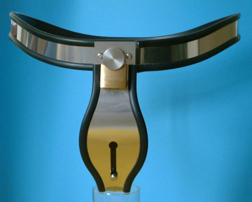 Keuschheitsgürtel - Chastity Belt.