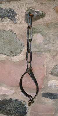 pillory neck iron