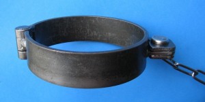 [ Halsreif und Kette - Neck Ring and Chain ]